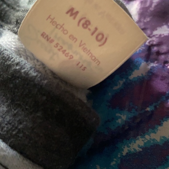 Tops - grey camouflage sweatshirt size (8-10)woman’s